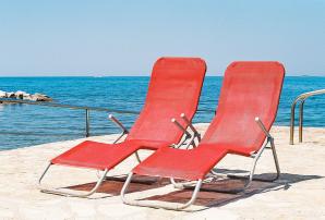 Tylko co dziesiąty urlopowicz korzysta z usług biur podróży