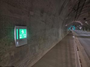 [VIDEO] Najbardziej malowniczy odcinek „eski” w Polsce z najdłuższym tunelem pozamiejskim w kraju otwarty. Droga ekspresowa S3 Bolków – Kamienna Góra oddana do ruchu