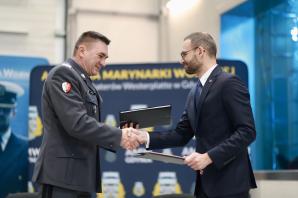 [VIDEO] Umowa na nowy okręt dla Marynarki Wojennej podpisana