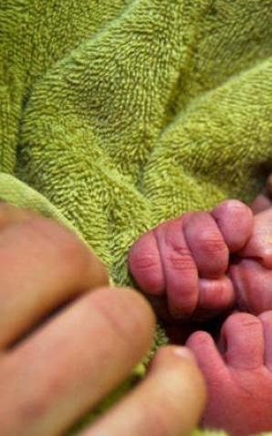 Polscy żołnierze uratowali porzucone niemowlę