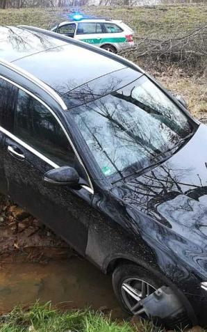 Odzyskano skradzionego w Niemczech Mercedesa GLC 250