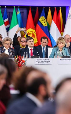 [VIDEO]  Wystąpienie Prezydenta Andrzeja Dudy na Radzie Ministerialnej Organizacji Bezpieczeństwa i Współpracy w Europie 