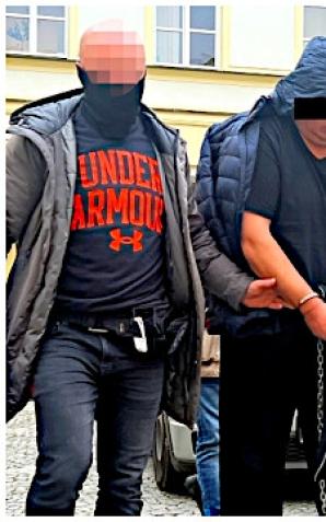 [VIDEO] Po 24 latach odpowiedzą za zabójstwo dwóch 18-latek