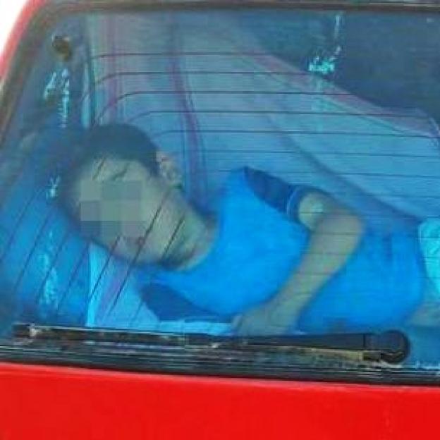 Puławy: Szok! Przewoził dziecko w bagażniku